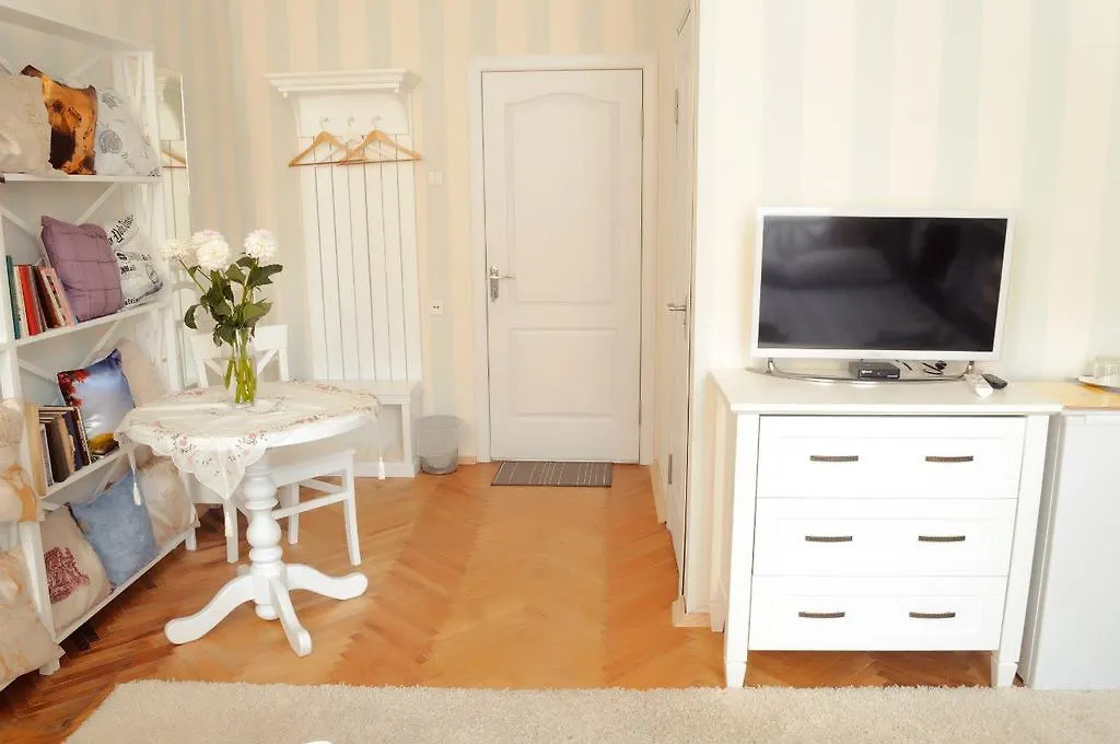 Polska Poduszka Hotel Lviv Inn